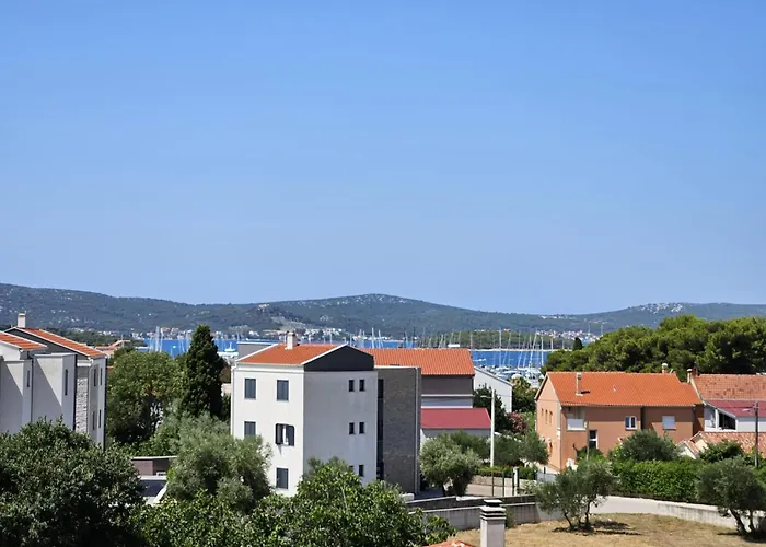 Roko Biograd Na Moru